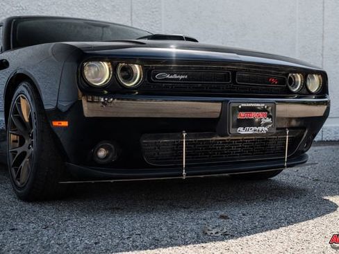 Used 2016 Dodge Challenger R/T image 24