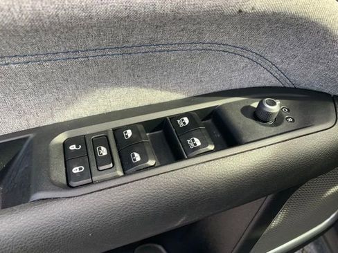 Used 2024 Jeep Compass Latitude image 10