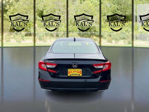Used 2020 Honda Accord EX image 6
