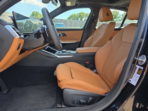 Used 2026 BMW 330i Sedan w/ Premium Package RWD image 10