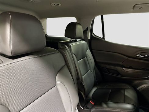 Used 2022 GMC Acadia SLT w/ Preferred Package image 32