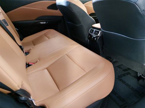 Used 2024 Lexus RX 350h image 11