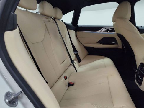 Used 2025 BMW i4 xDrive40i w/ Premium Package image 23