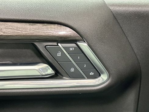 Used 2023 Chevrolet Silverado 1500 LTZ image 16