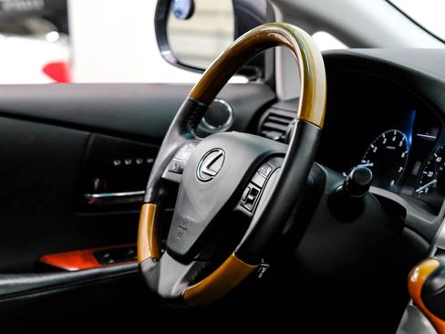 Used 2011 Lexus RX 350 2WD w/ Premium Pkg image 16