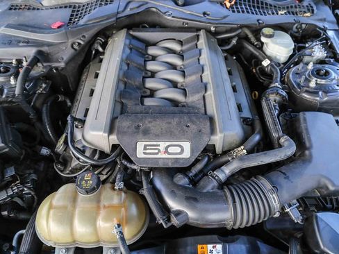 Used 2015 Ford Mustang GT Premium image 25