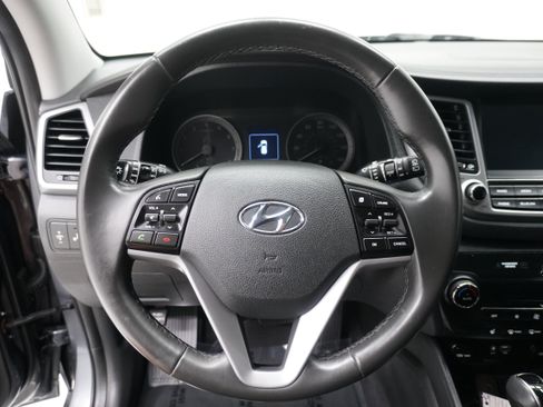 Used 2017 Hyundai Tucson Limited FWD image 16
