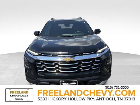 Used 2025 Chevrolet Equinox LT w/ Convenience Package II AWD/4WD image 9