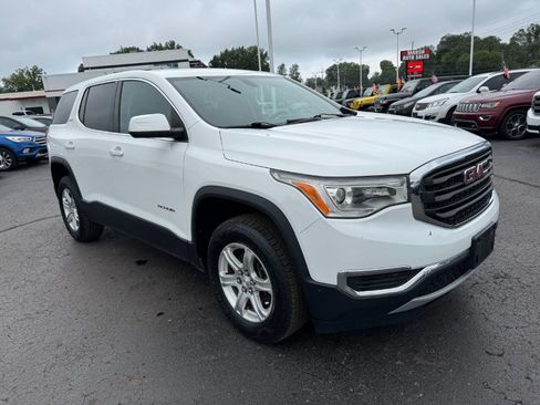 Used 2017 GMC Acadia SLE AWD/4WD image 7