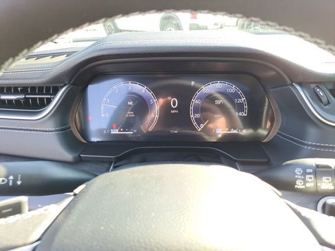 New 2025 Jeep Grand Cherokee Limited w/ Luxury Tech Group II image 23