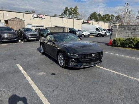 Used 2024 Ford Mustang GT Premium image 2