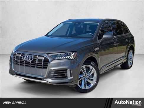 Used 2023 Audi Q7 Premium w/ Convenience Package image 1