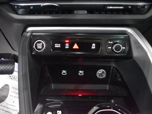 Used 2025 Audi Q5 Premium Plus w/ Premium Plus AWD/4WD image 15