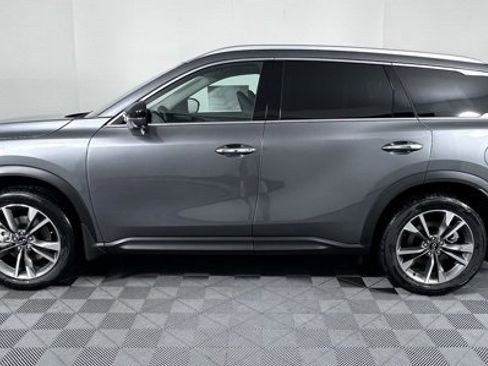 Certified 2025 INFINITI QX60 Luxe w/ Vision Package image 4