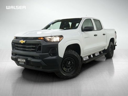 Used 2024 Chevrolet Colorado W/T w/ WT Convenience Package image 1