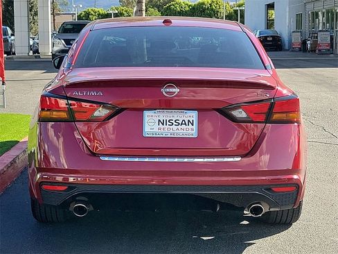 Certified 2023 Nissan Altima 2.5 SR w/ SR Premium Package image 32