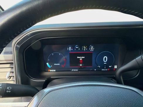 Used 2025 Ford F250 Platinum w/ Tremor Off-Road Package image 23