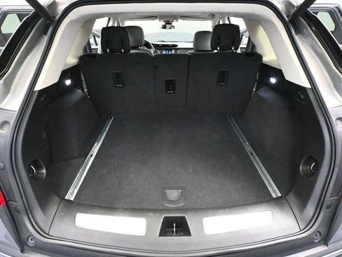 Used 2018 Cadillac XT5 Premium Luxury image 44