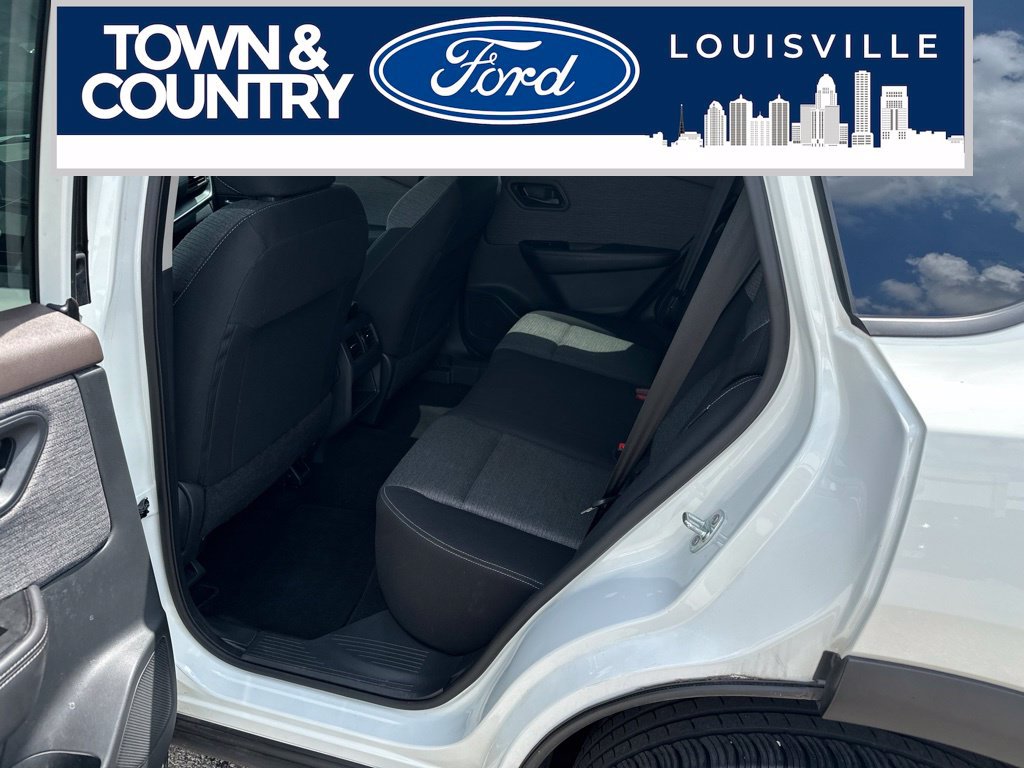 Used 2021 Nissan Rogue S AWD/4WD image 12