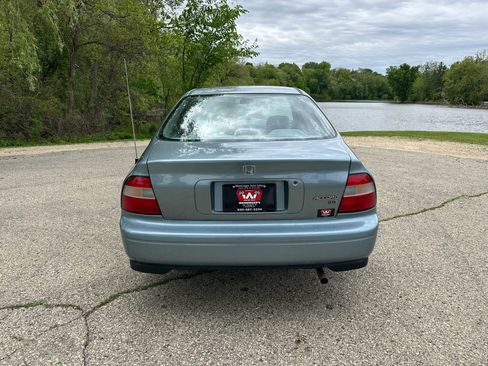 Used 1994 Honda Accord DX image 7