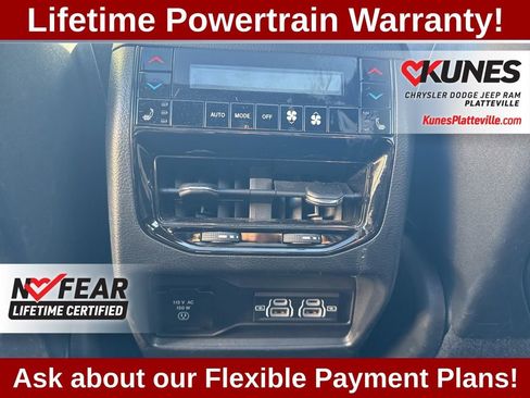 Used 2023 Jeep Grand Cherokee Overland w/ Luxury Tech Group IV image 34