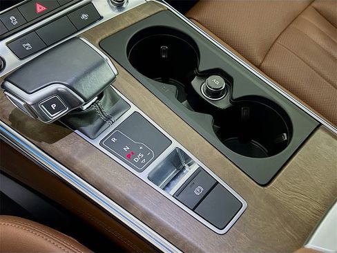 Used 2024 Audi A6 Premium Plus w/ Premium Plus Package image 19