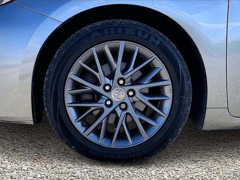 Used 2018 Lexus ES 350 image 9