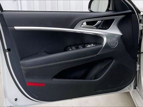 New 2026 Genesis G70 2.5T Prestige image 11