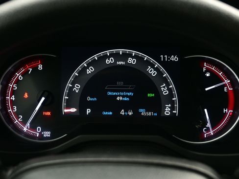 Used 2024 Toyota RAV4 XLE image 24