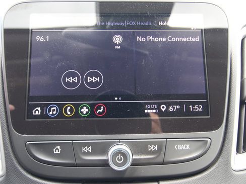 Used 2024 Chevrolet Malibu LT FWD image 30