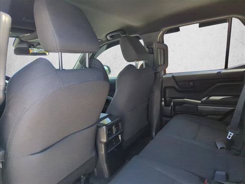Used 2025 Toyota 4Runner SR5 AWD/4WD image 15