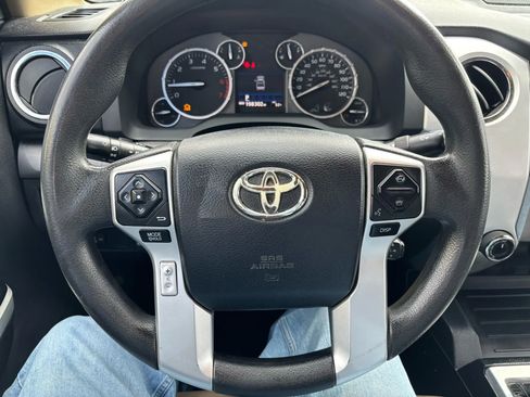 Used 2015 Toyota Tundra SR5 w/ SR5 Upgrade Package image 11