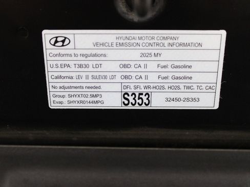 Used 2025 Hyundai Santa Fe Calligraphy FWD image 61
