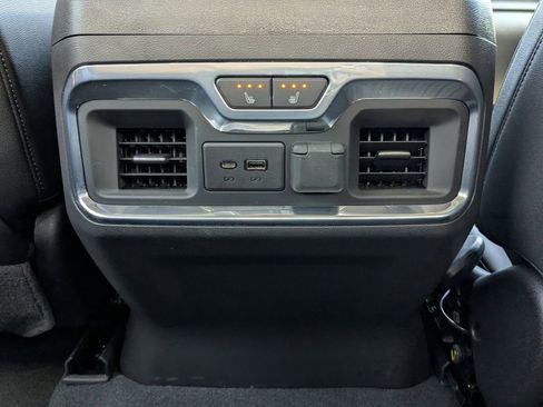 Certified 2021 Chevrolet Silverado 1500 LTZ w/ LTZ Convenience Package II image 17