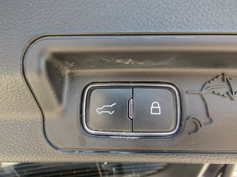 Used 2023 Ford Explorer XLT w/ Equipment Group 202A AWD/4WD image 37