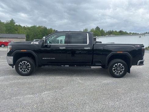 Used 2021 GMC Sierra 3500 SLT w/ SLT Preferred Package AWD/4WD image 3