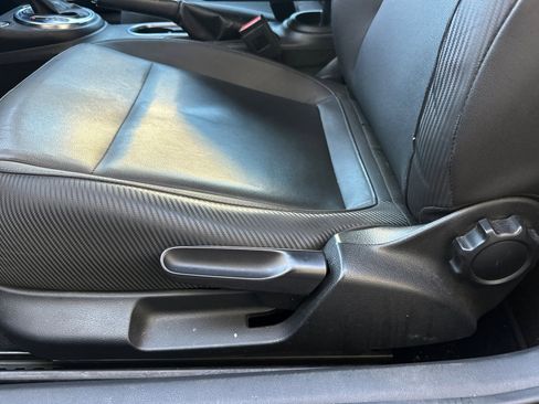 Used 2013 Volkswagen Beetle 2.5 image 13