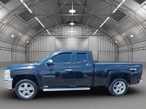Used 2012 Chevrolet Silverado 1500 LT AWD/4WD image 2