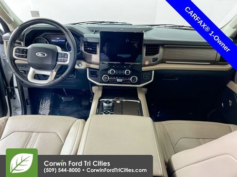 Used 2024 Ford Expedition Limited image 7