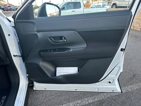 New 2026 Nissan Kicks S image 14