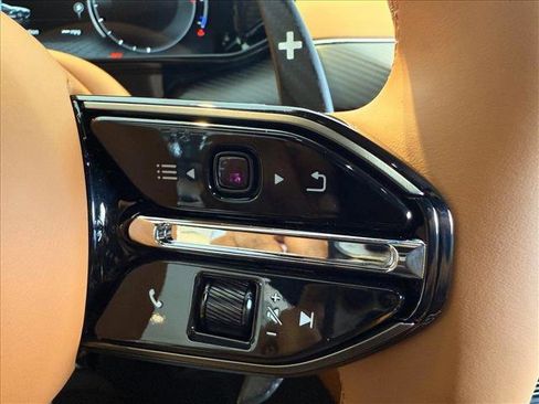 New 2026 Aston Martin V8 Vantage Coupe image 15