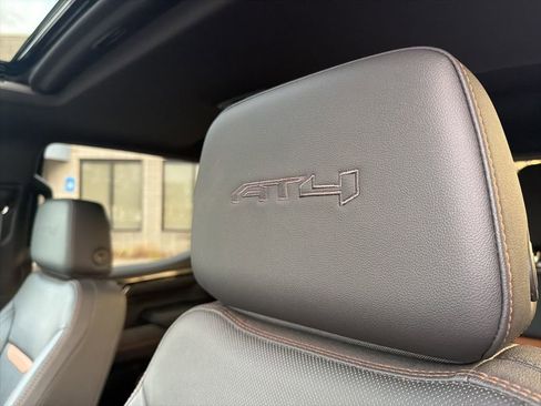 Used 2023 GMC Sierra 1500 AT4 w/ AT4 Preferred Package image 22