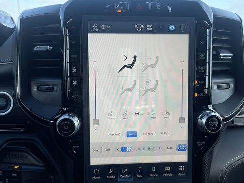 New 2024 RAM 2500 Limited image 25