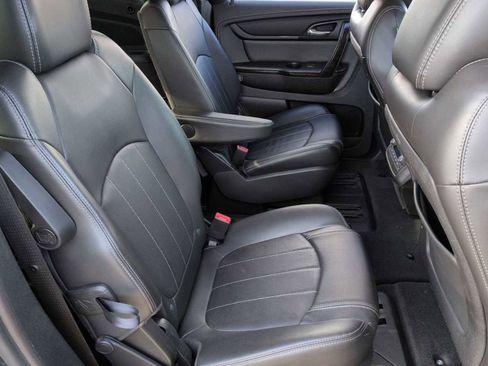 Used 2017 Chevrolet Traverse Premier image 20