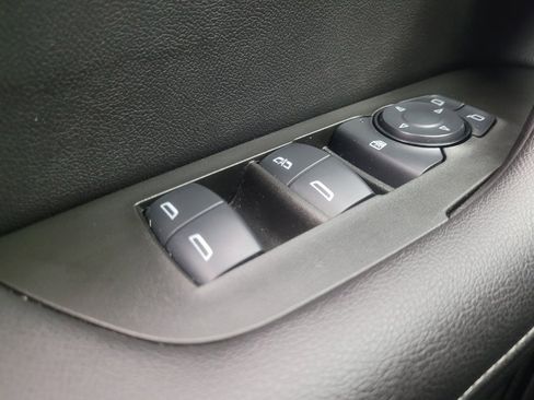 Used 2024 Chevrolet Blazer LT w/ Convenience Package FWD image 27