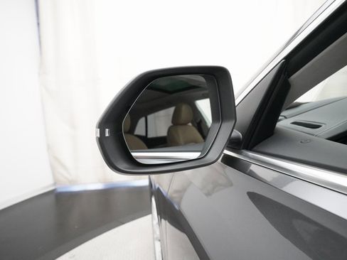 Used 2023 Audi Q8 Prestige image 25