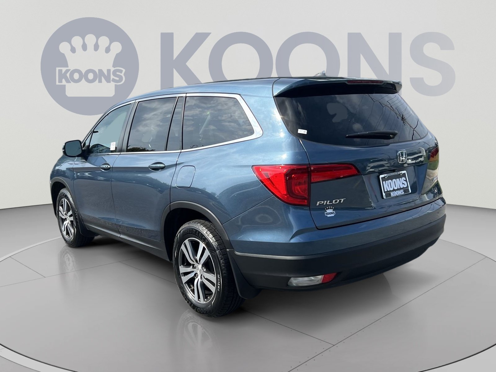 Used 2017 Honda Pilot EX-L image 4