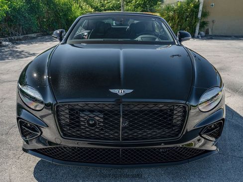 Used 2025 Bentley Continental GT Speed image 17