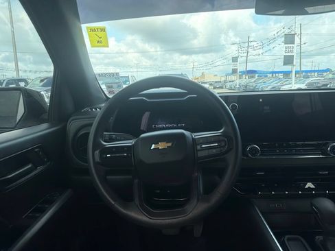 Used 2024 Chevrolet Colorado W/T w/ Safety Package RWD image 11