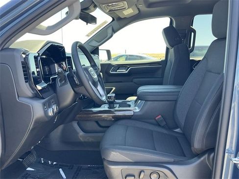 New 2026 GMC Sierra 1500 Elevation w/ LPO, Elevation Black Package image 25